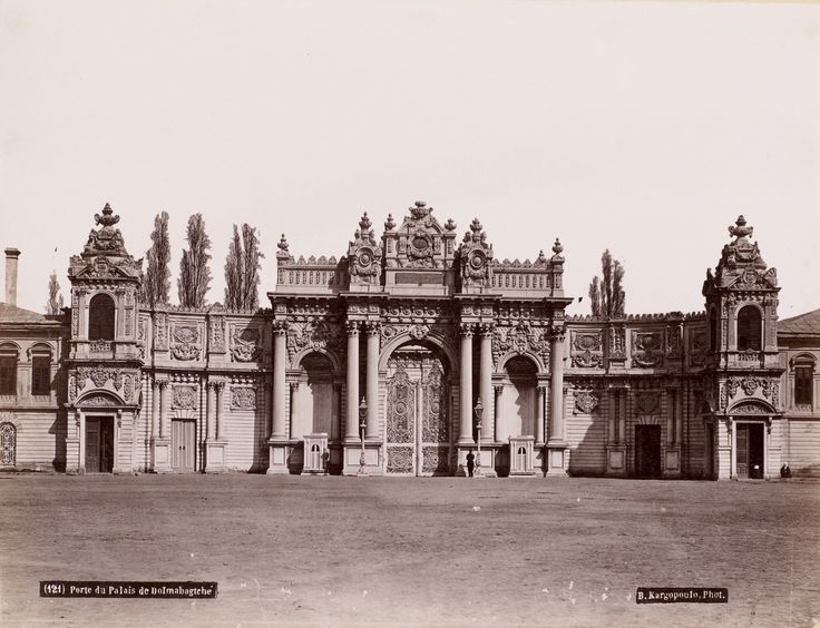 Dolmabahçe Sarayı  Basile Kargopoulo Fotoğrafı  1875
