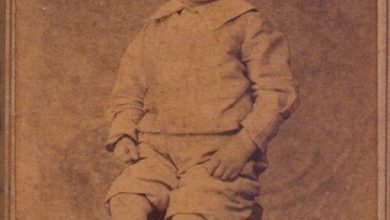 An Ottoman Child, c1900
Bir Osmanlı Çocuğu, 1900c

                    ...