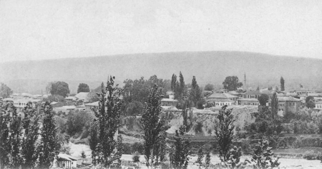 1900s

                    ...