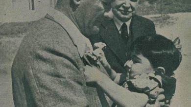 Atatürk Manevi Kızı Ülkü İle Oynarken