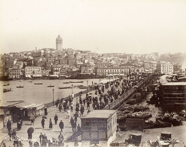 3. Galata Köprüsü ve Galata Sébah & Joaillier Fotoğrafı