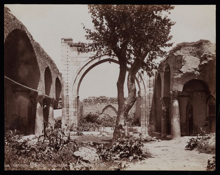 Akşehir Taş Medrese / 1870'ler / Guillaume Berggren Fotoğrafı | Eski Tü...