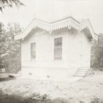 An Ottoman Little Mansion, 1890s
Küçük Bir Osmanlı Köşkü, 1890'lar

            ...