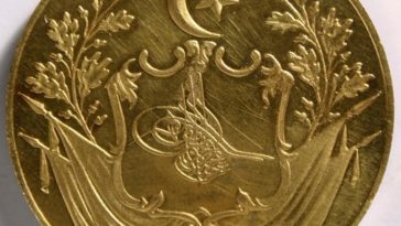An Ottoman Medal 
Bir Osmanlı Madalyası

                             ...