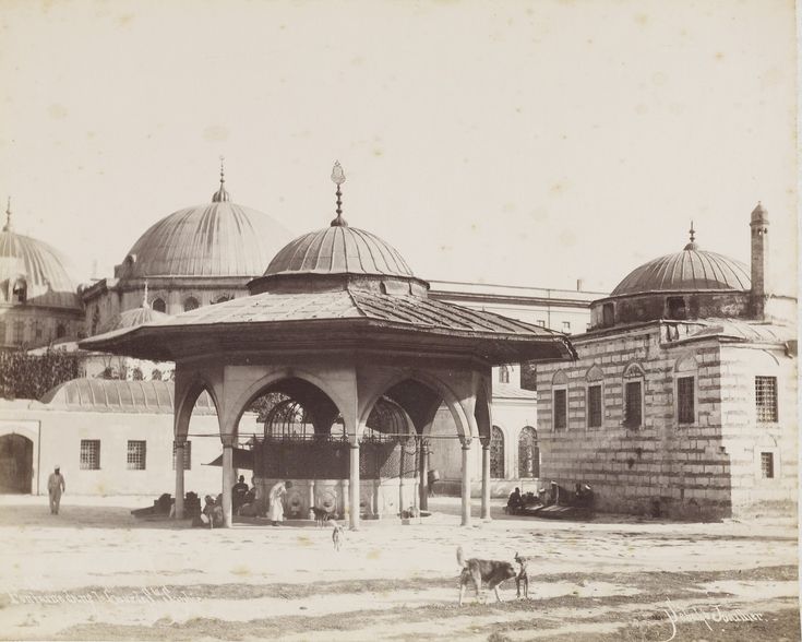 Ayasofya Şadırvanı / Sébah ve Joaillier Fotoğrafı | Eski İstanbul Fotoğr...