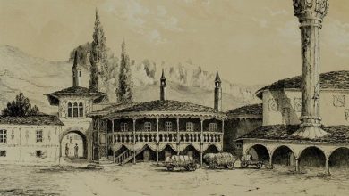 Bakhchysarai, Crimea, 1857
Bahçesaray, Kırım, 1857
Love history? Become one of o...