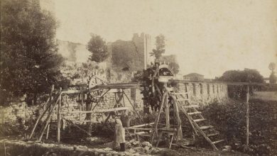 Belgratkapı Yakınlarında Bostanlar İçin Yerden Su Çekme Sistemi / Sébah &...