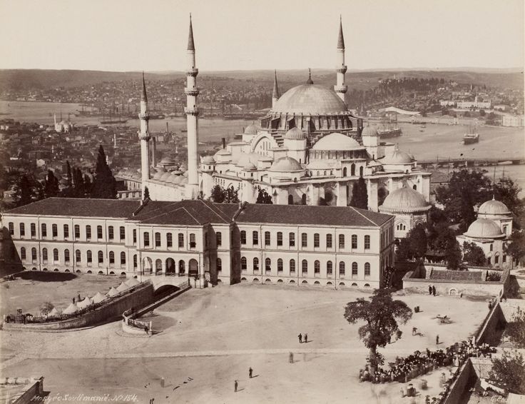 Beyazıt Kulesi'nden Süleymaniye yönü Guillaume Berggren fotoğrafı