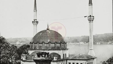Beylerbeyi Camii ve Önde Su Terazisi / Claude-Marie Ferrier Fotoğrafı / 1850&...