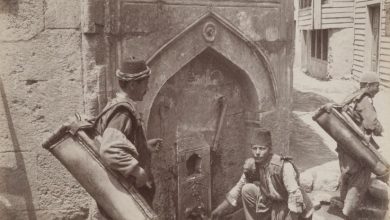 Cebecibaşı Abdullah Ağa Çeşmesi’nde Sakalar / Taksim Sébah & Joaillier w...