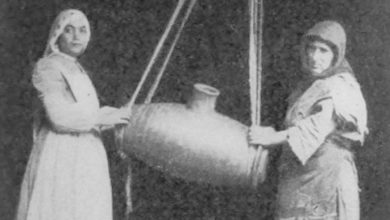 Churning in Anatolia, 1911
Anadolu'da Yayıkla Yağ Yapımı, 1911

Love history? Be...