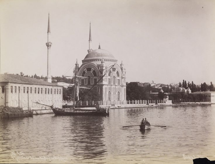 Dolmabahçe Camii / Sébah ve Joaillier Fotoğrafı | Eski İstanbul Fotoğrafla...