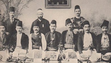 Fig Producers in Izmir, c1900
İzmir'de İncir Üreticileri, 1900c

               ...