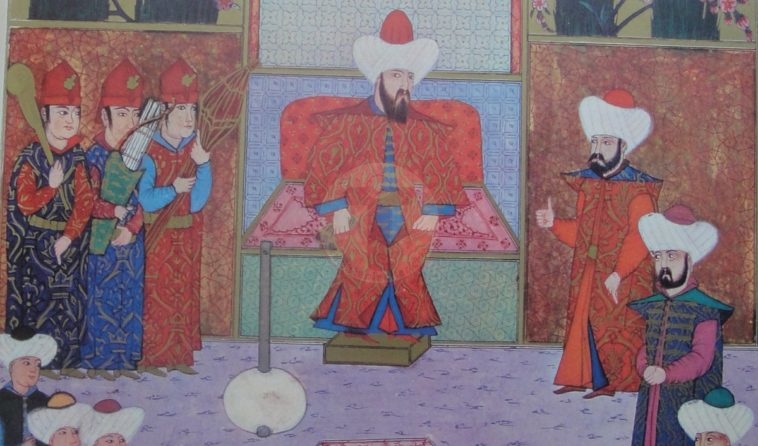Hatırlayalım:

Orhan Gazi'nin ağır bir gürzü kaldırıp dizinin üstünde bir müddet