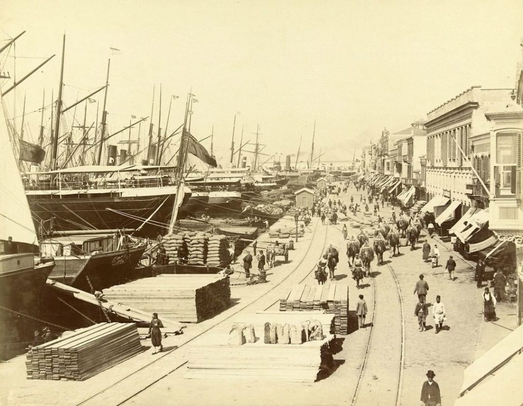 Izmir Port, c1890
İzmir Limanı, 1890c

                       ...