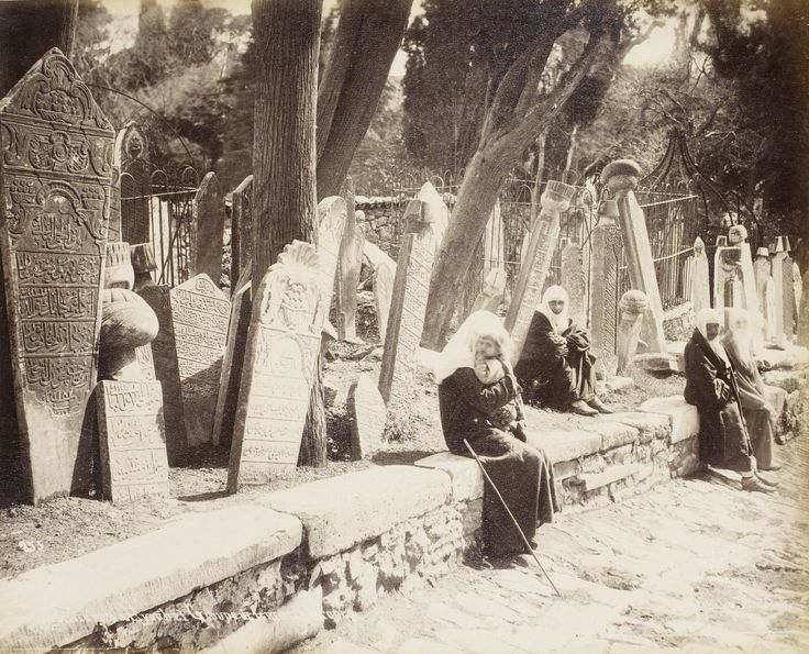Mezarlık Sébah & Joaillier Fotoğrafı