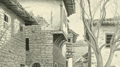 Old Village Houses in Macedonia, 1910s 
Makedonya'da Eski Köy Evleri, 1910'lar.
...