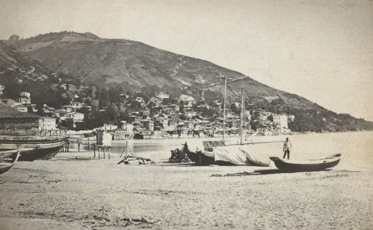Ordu, 1875

                      ...