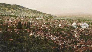 Osmanlı dönemi yeşil Bursa, 1890'lar. Bursalı arkadaşlarınızı etiketleyin.
Ottom...