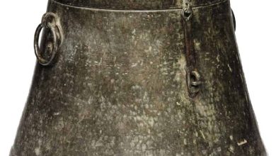 Ottoman Copper Bread Bowl, 18th Century 
Osmanlı Bakır Ekmeklik, 18. Yüzyıl

   ...