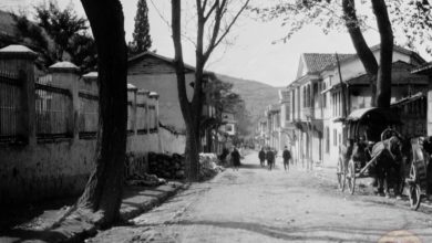 Osmanlı Dönemi Bursa'Dan Bir Sokak Manzarası