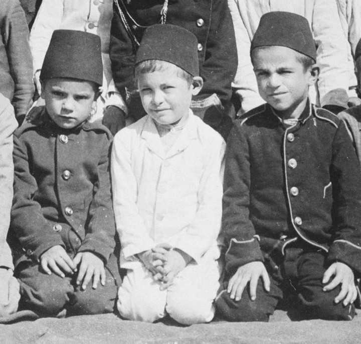 Ottoman Primary School Students, 1900s
Osmanlı Mekteb-i İbtidai Talebeleri, 1900...