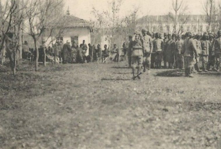 Ottoman Soldiers in Erzincan, 1900s
Erzincan'da Osmanlı Askerleri, 1900'ler

   ...
