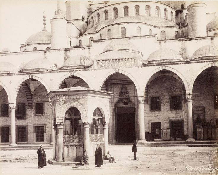Sultan Ahmet Camii Şadırvanı ve Avlusu / Sébah ve Joaillier Fotoğrafı | Es...