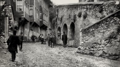 Zeyrek Yokuşu, Istanbul, 1905

                             ...